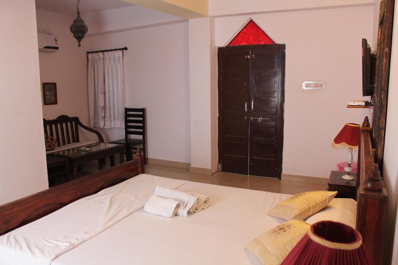 Kesar Heritage Boutique Home Stay Джодхпур Экстерьер фото